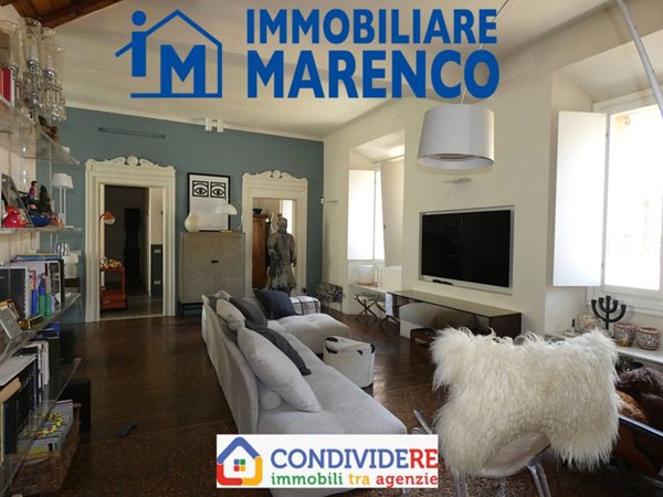 appartamento in vendita a Genova in zona Sottoripa / Maddalena / Molo