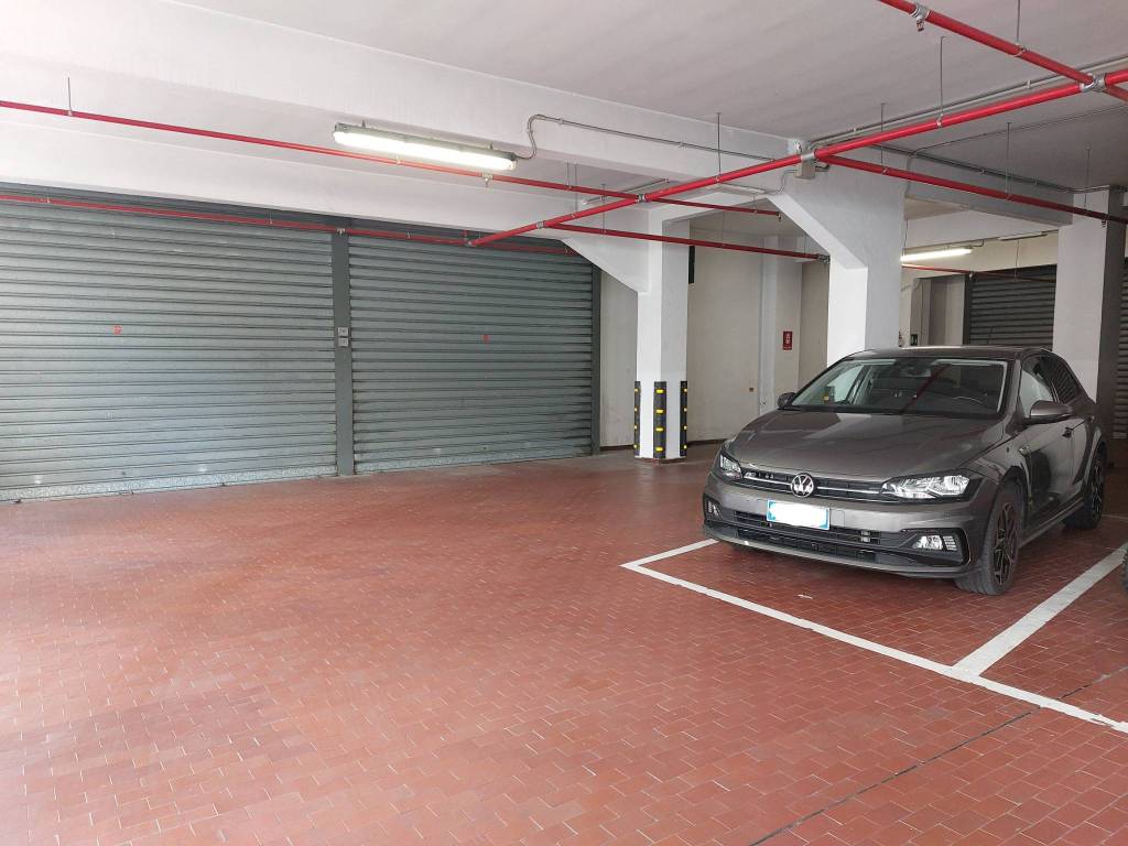 casa indipendente in vendita a Genova in zona Sampierdarena