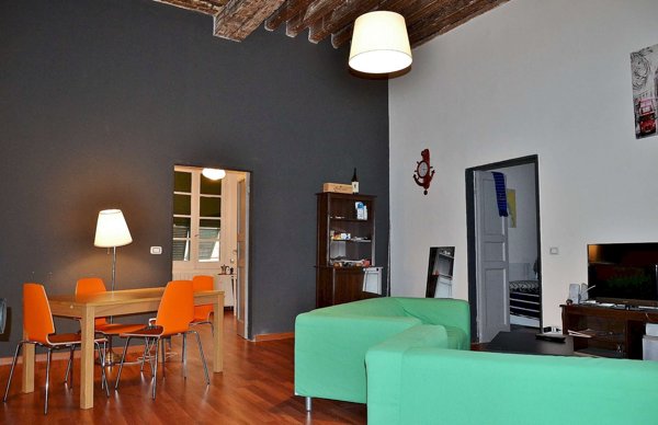 appartamento in vendita a Genova in zona Sottoripa / Maddalena / Molo