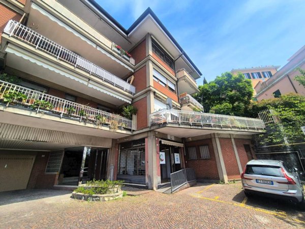 negozio in vendita a Genova in zona Castelletto