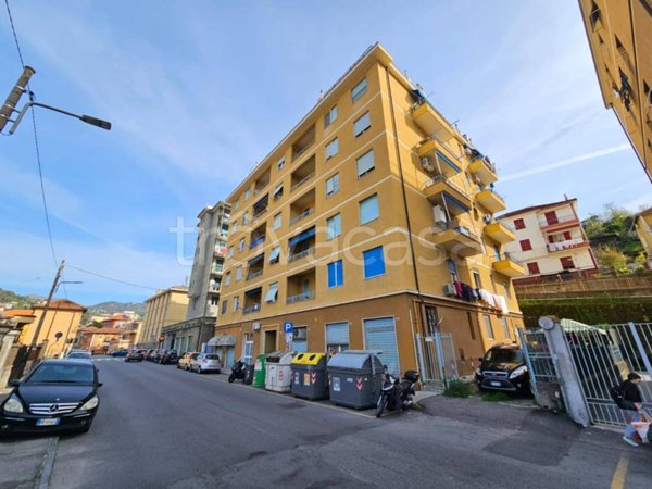 appartamento in vendita a Genova in zona Pontedecimo