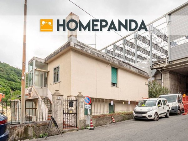 appartamento in vendita a Genova in zona Quezzi