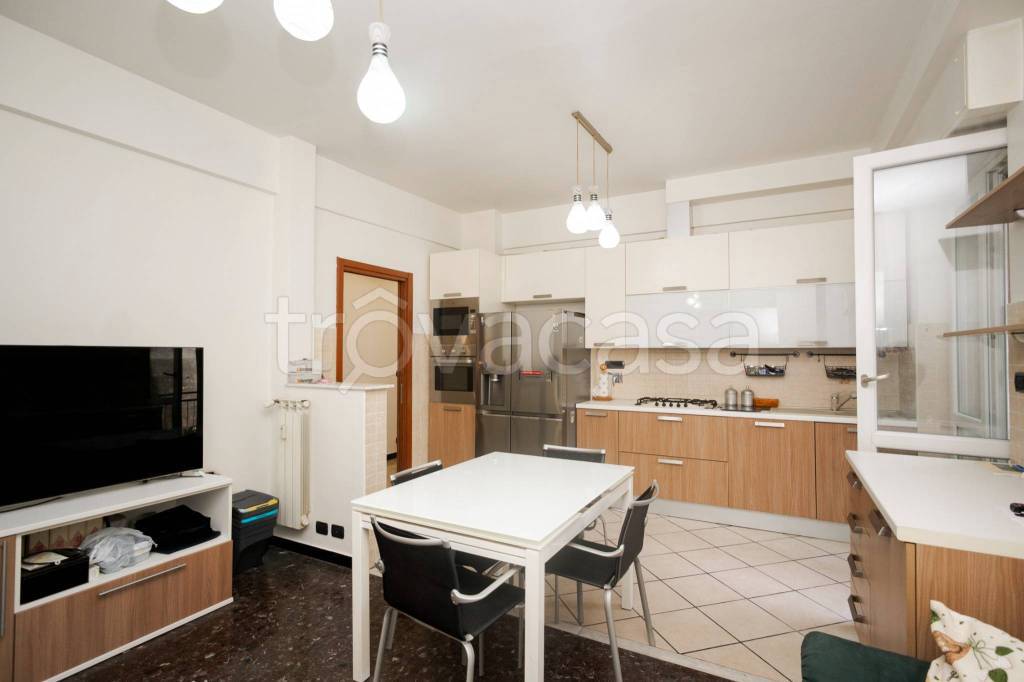 appartamento in vendita a Genova in zona Sampierdarena