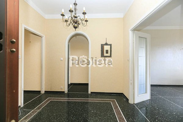 appartamento in vendita a Genova in zona DiNegro