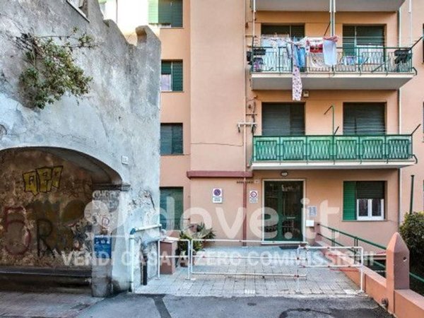 appartamento in vendita a Genova in zona Lagaccio / Granarolo