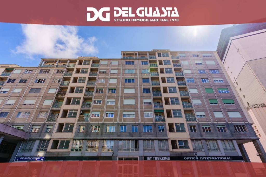 appartamento in vendita a Genova in zona Portoria / Piccapietra