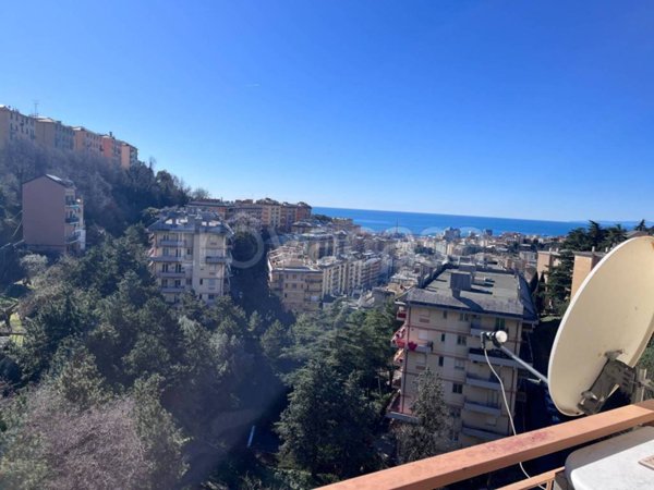 appartamento in vendita a Genova in zona Oregina