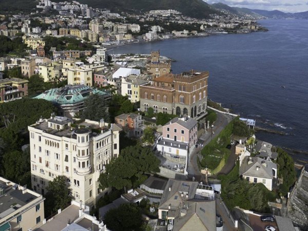 appartamento in vendita a Genova in zona Albaro
