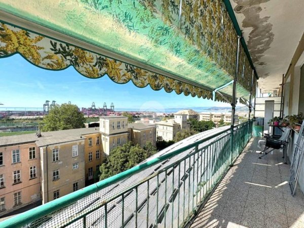 appartamento in vendita a Genova in zona Palmaro / Pra'