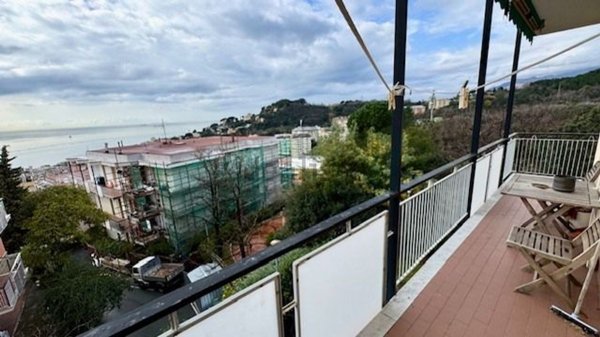 appartamento in vendita a Genova in zona Pegli
