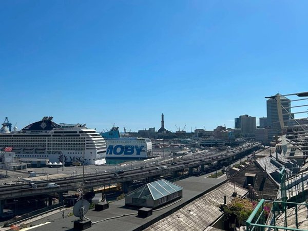 appartamento in vendita a Genova in zona DiNegro