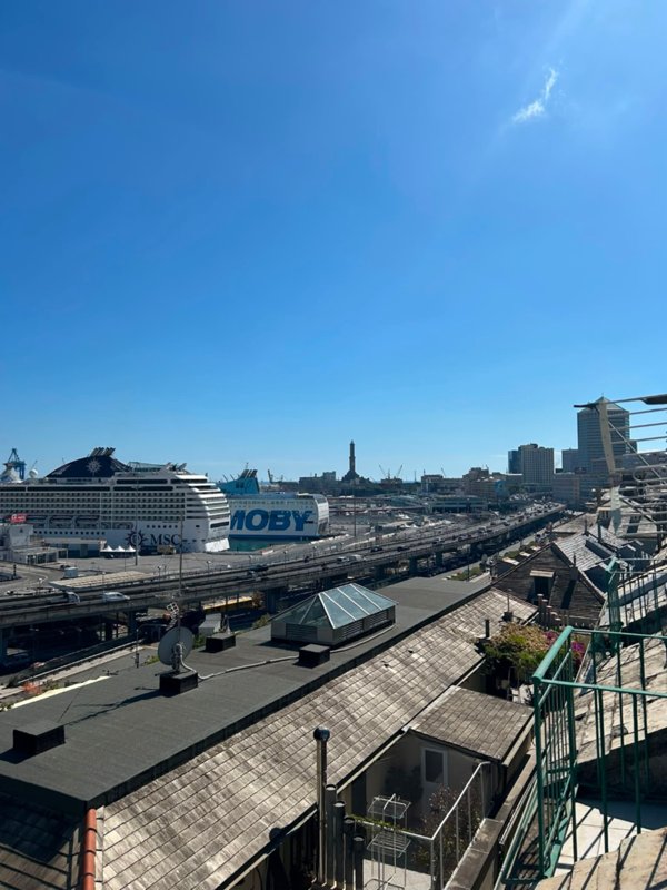 appartamento in vendita a Genova in zona DiNegro