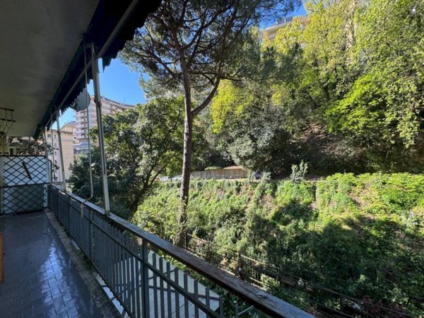 appartamento in vendita a Genova in zona Pegli