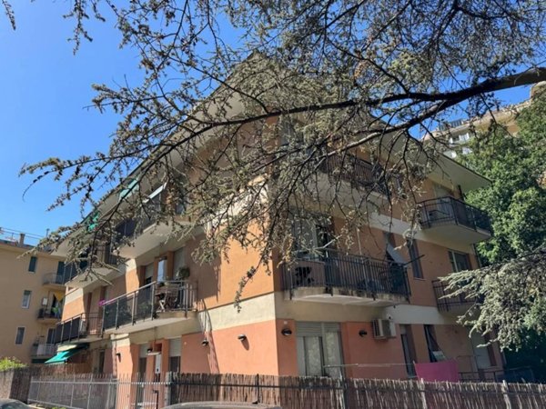 appartamento in vendita a Genova in zona Pegli