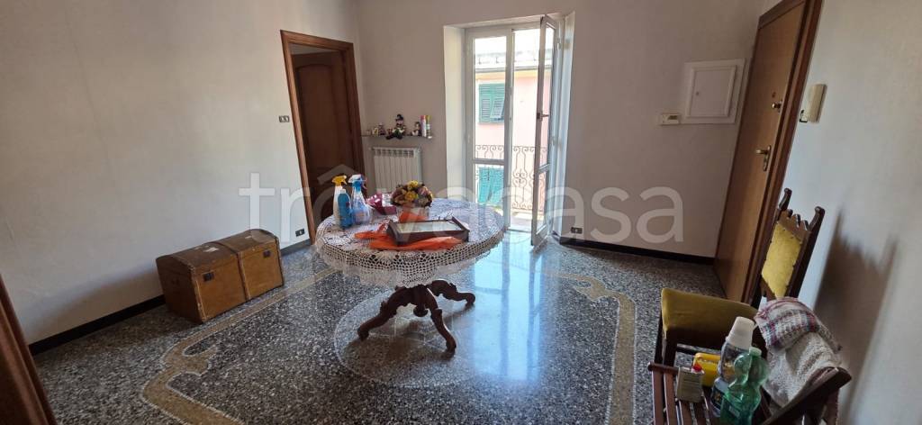 appartamento in vendita a Genova in zona Bolzaneto