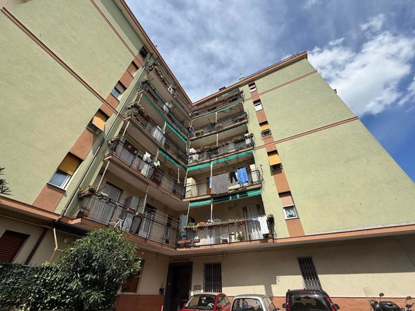 appartamento in vendita a Genova in zona Struppa