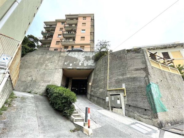 appartamento in vendita a Genova in zona Sampierdarena