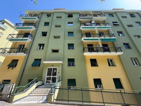 appartamento in vendita a Genova in zona Struppa