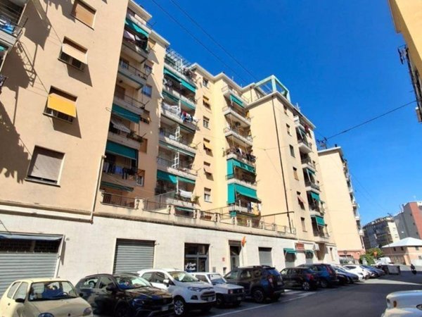 appartamento in vendita a Genova in zona Voltri