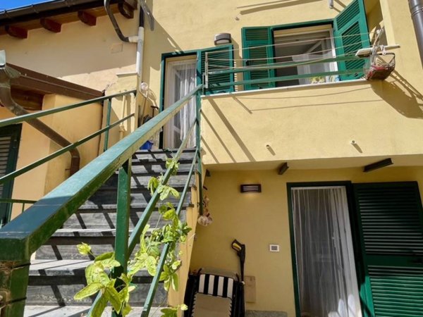 casa indipendente in vendita a Genova in zona Bavari