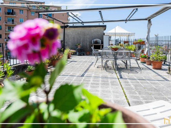 appartamento in vendita a Genova in zona Quezzi