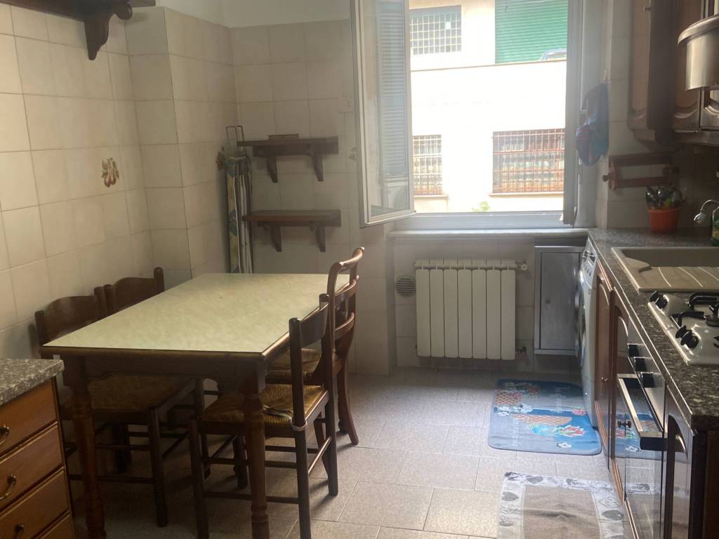 appartamento in vendita a Genova in zona Marassi