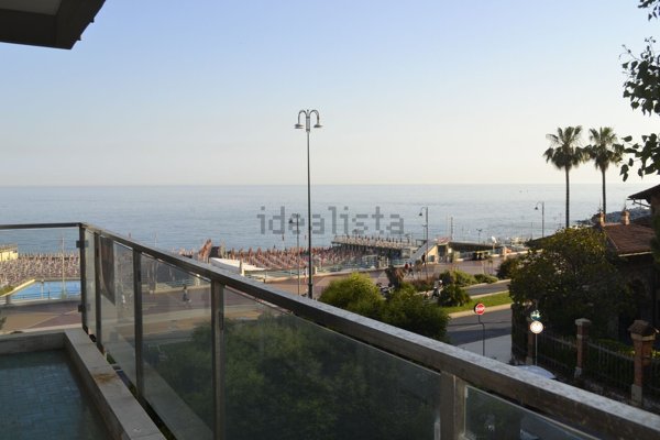 appartamento in vendita a Genova in zona Albaro
