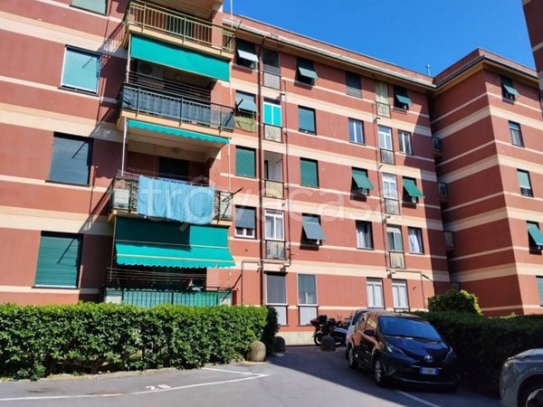 appartamento in vendita a Genova in zona Palmaro / Pra'