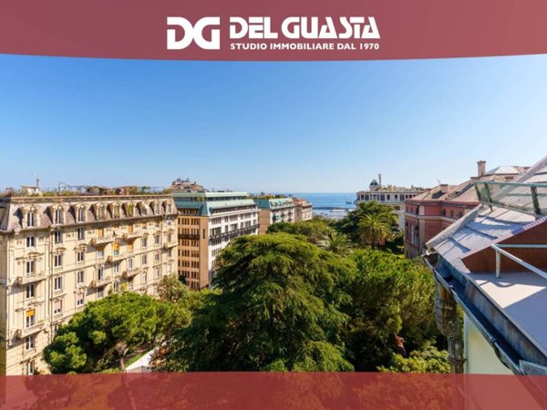 appartamento in vendita a Genova in zona Carignano
