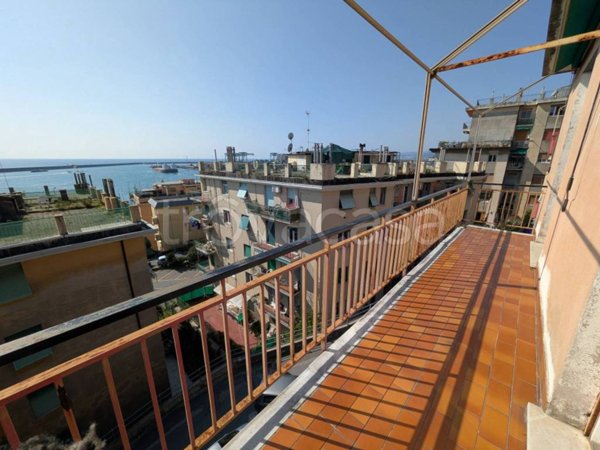 appartamento in vendita a Genova in zona Pegli