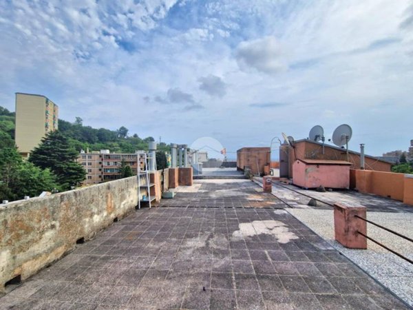 appartamento in vendita a Genova in zona Palmaro / Pra'