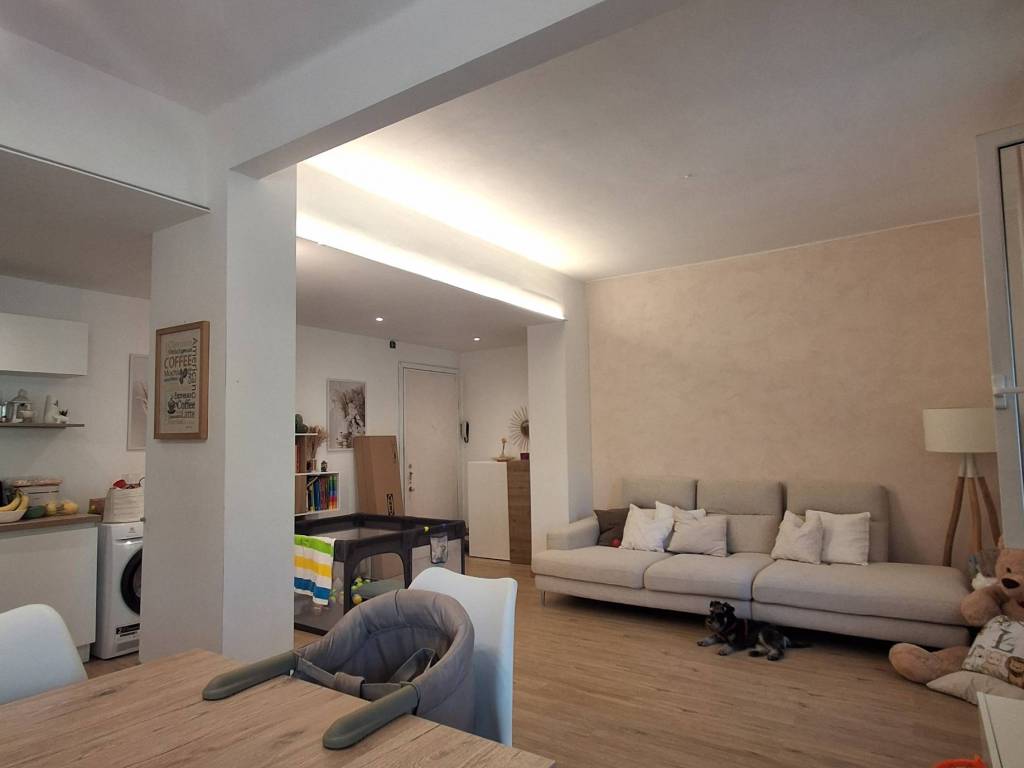 appartamento in vendita a Genova in zona Marassi