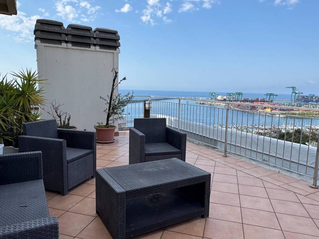 appartamento in vendita a Genova in zona Multedo