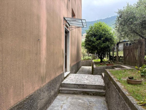 appartamento in vendita a Genova in zona San Desiderio