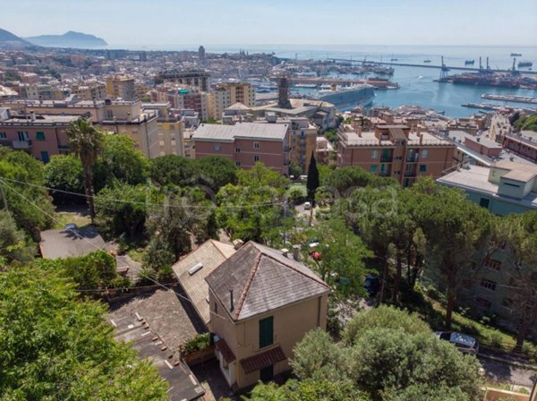 casa indipendente in vendita a Genova in zona San Teodoro