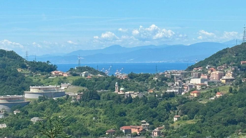 appartamento in vendita a Genova in zona Rivarolo