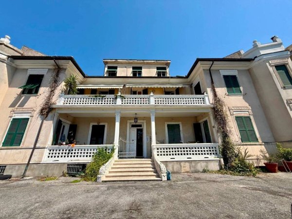 casa indipendente in vendita a Genova in zona Sturla