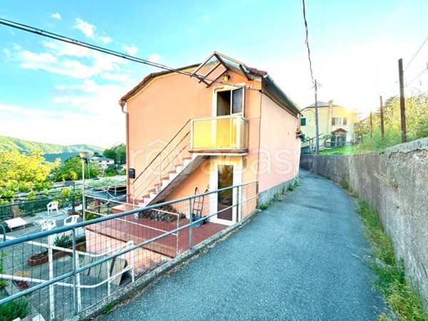 appartamento in vendita a Genova in zona Bavari
