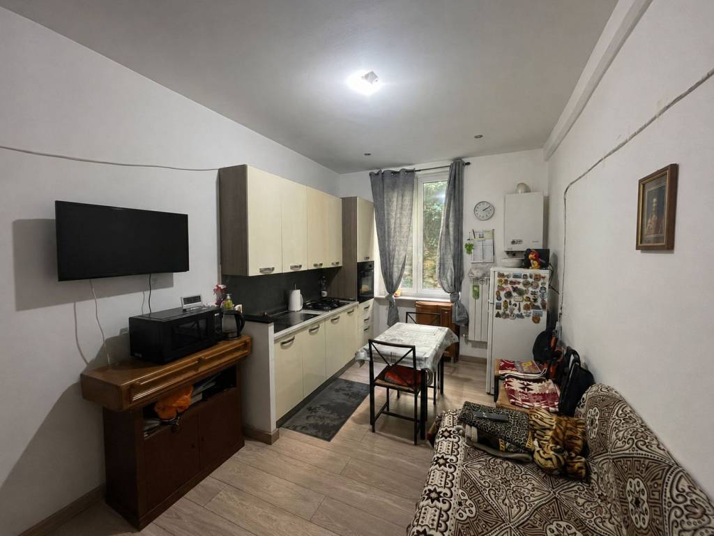 appartamento in vendita a Genova in zona Lagaccio / Granarolo