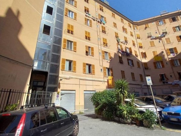 appartamento in vendita a Genova in zona Sampierdarena