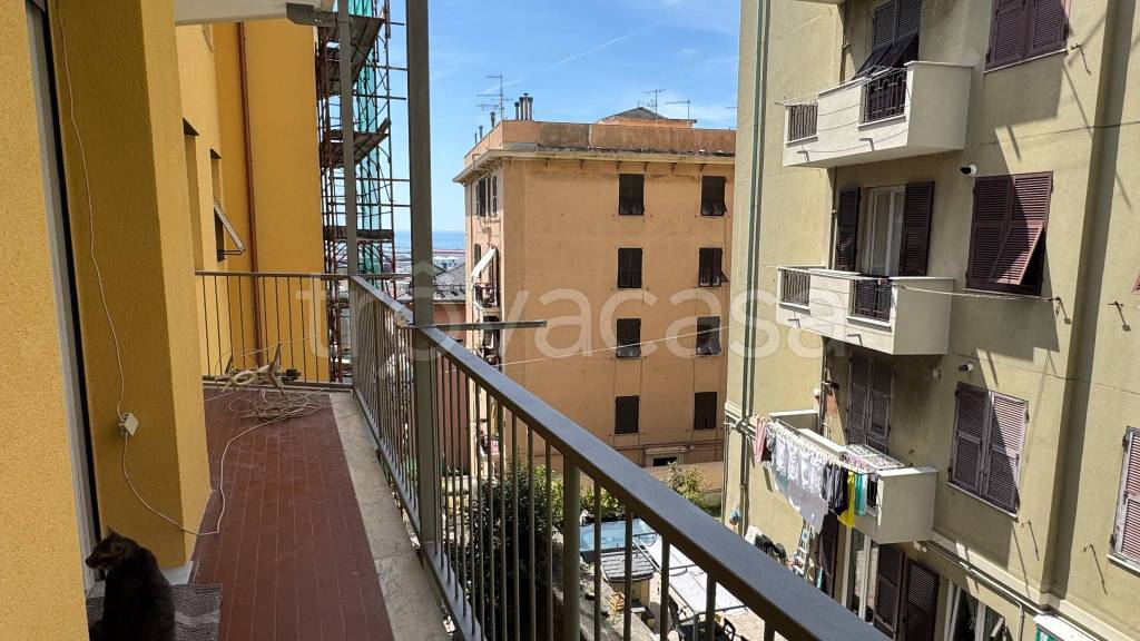 appartamento in vendita a Genova in zona Cornigliano