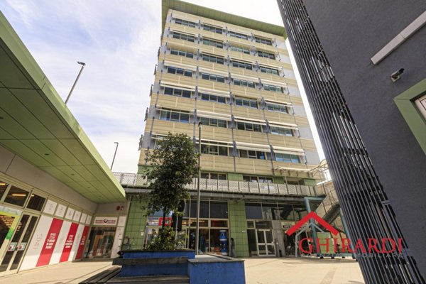 ufficio in vendita a Genova in zona Sestri Ponente