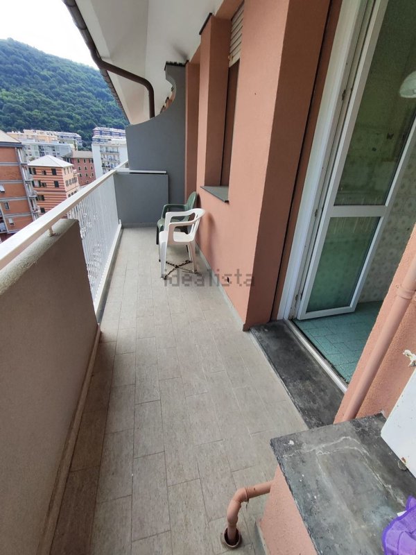 appartamento in vendita a Genova in zona Molassana