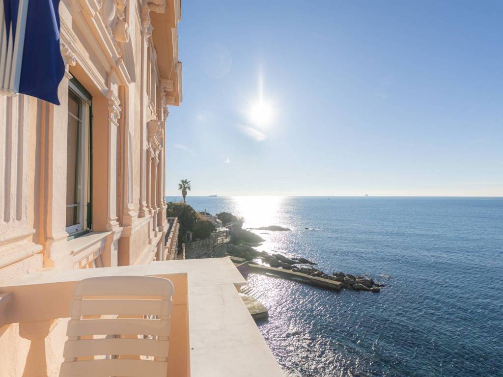 appartamento in vendita a Genova in zona Nervi