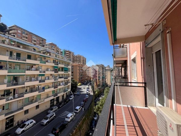 appartamento in vendita a Genova in zona Lagaccio / Granarolo