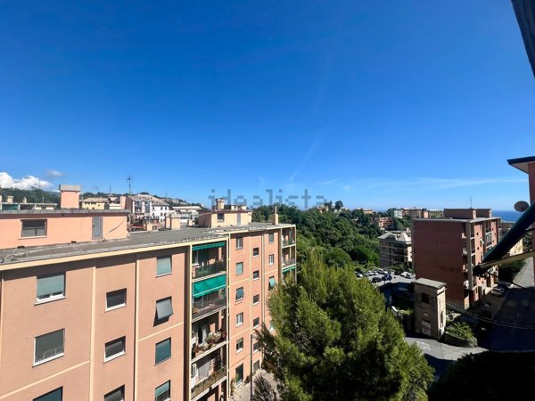 appartamento in vendita a Genova in zona Sampierdarena