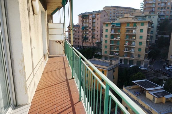 appartamento in vendita a Genova in zona Sampierdarena