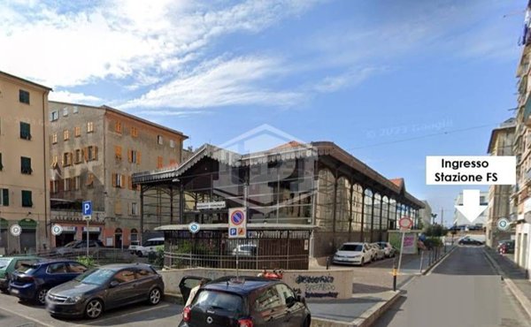 appartamento in vendita a Genova in zona Sestri Ponente
