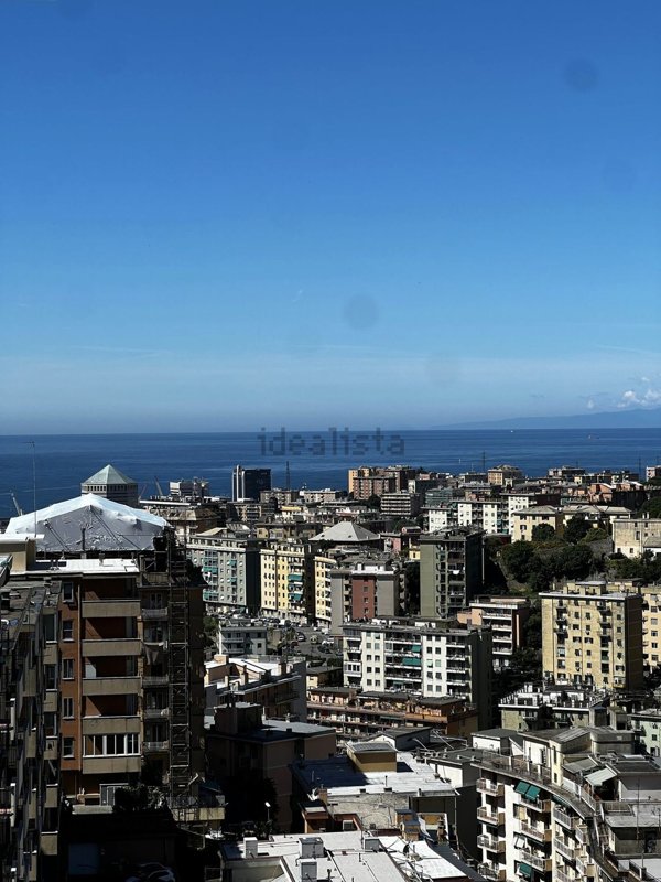 appartamento in vendita a Genova in zona Oregina