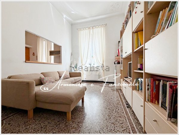appartamento in vendita a Genova in zona Marassi